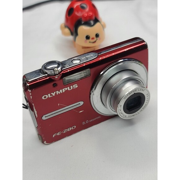 Olympus FE-280 8.0MP Red Digital Camera With Case - Picture 4 of 9